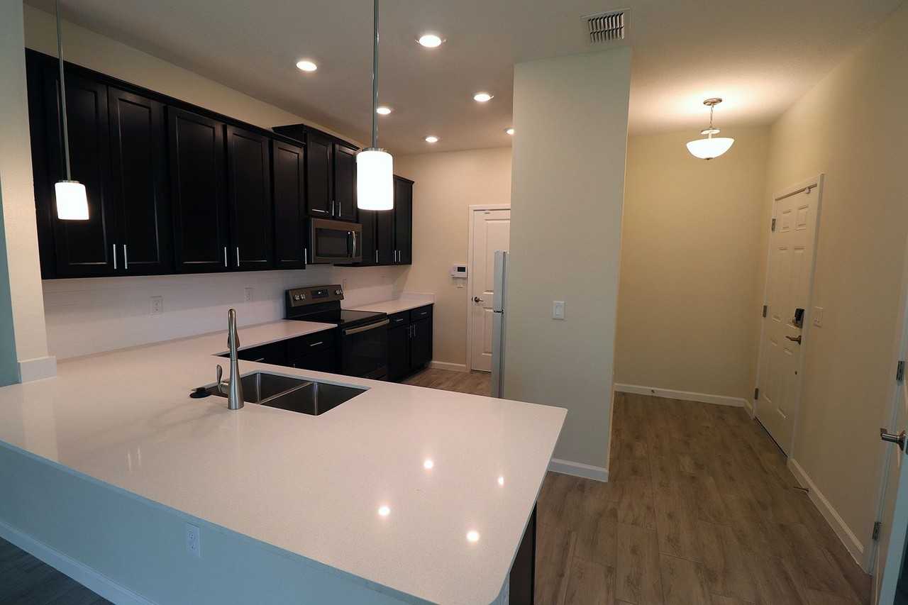 291 Muscogee Ln - Photo 4 of 15