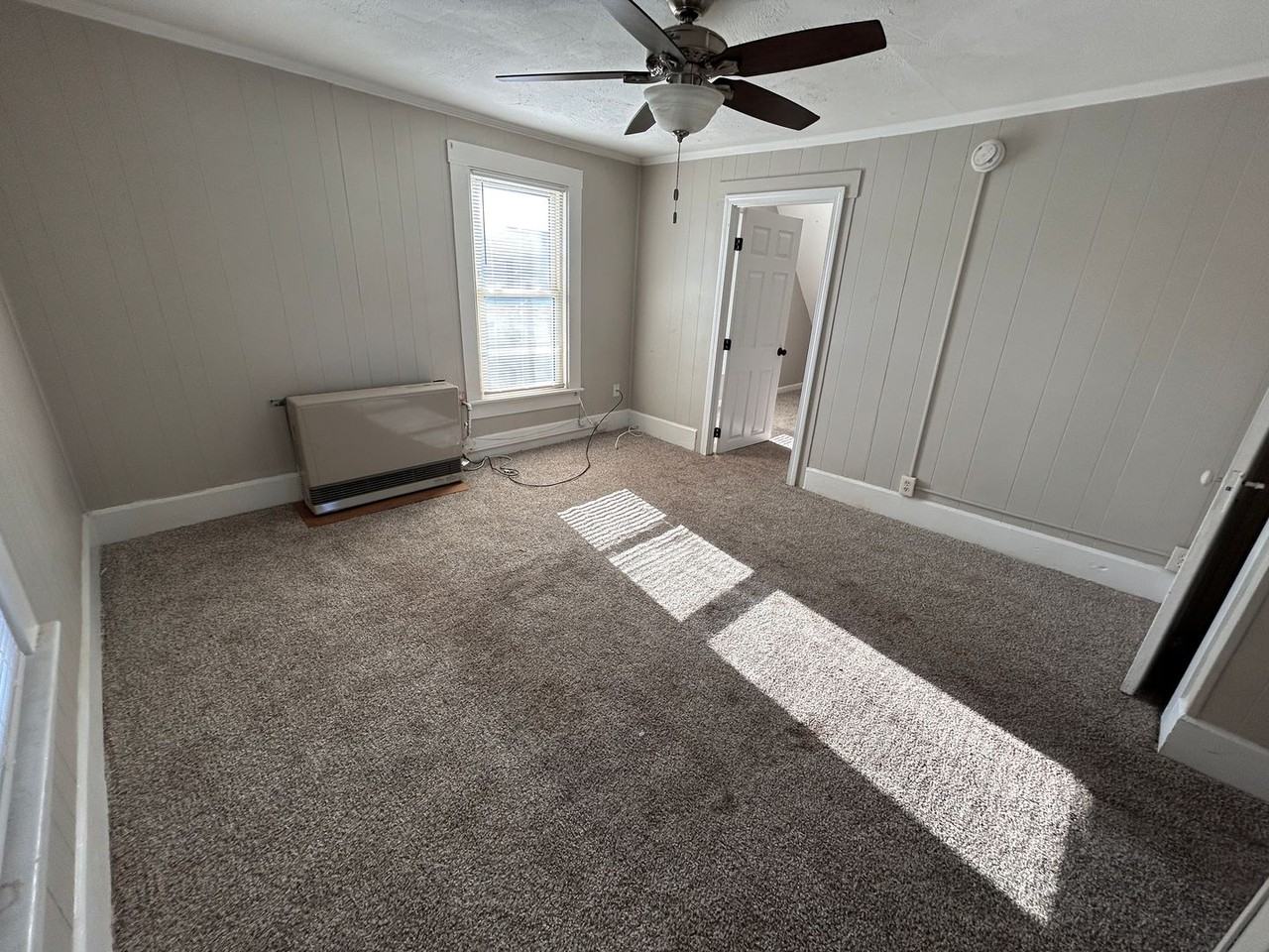 308 Bartlett St - Photo 6 of 16