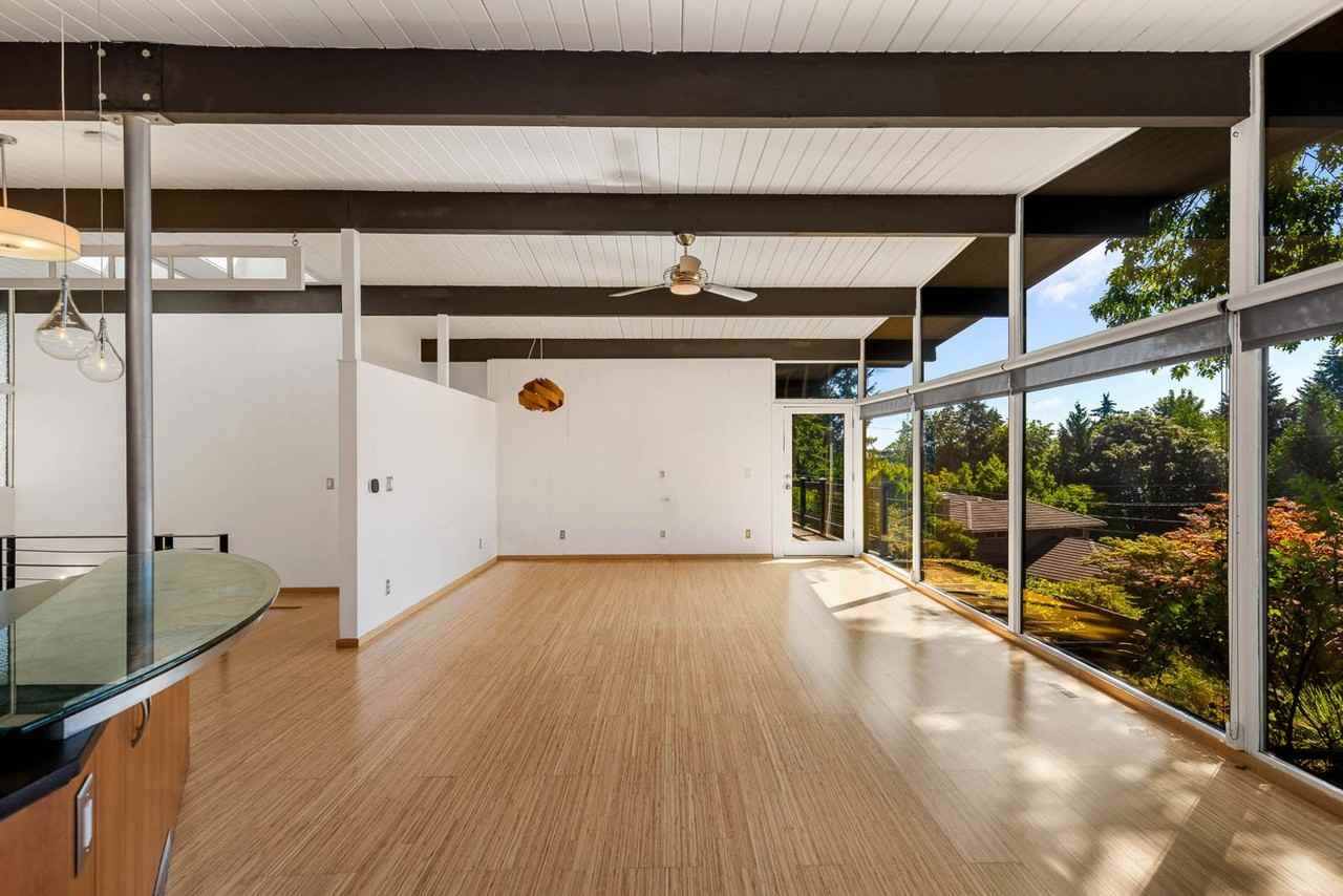 3515 72nd Ave Se - Photo 5 of 29