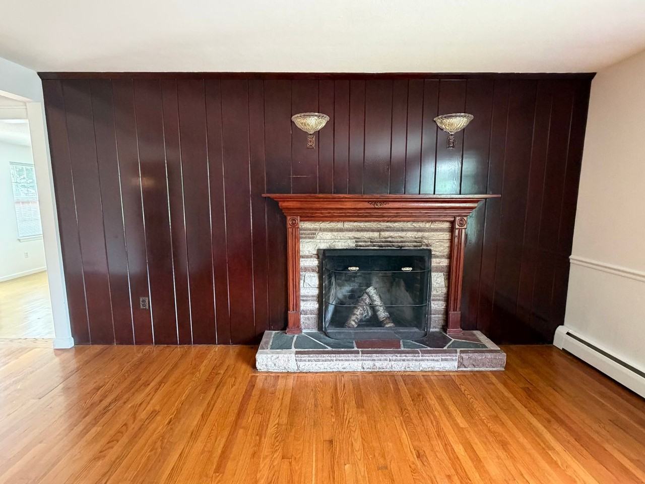 32 Triangle St - Photo 2 of 12