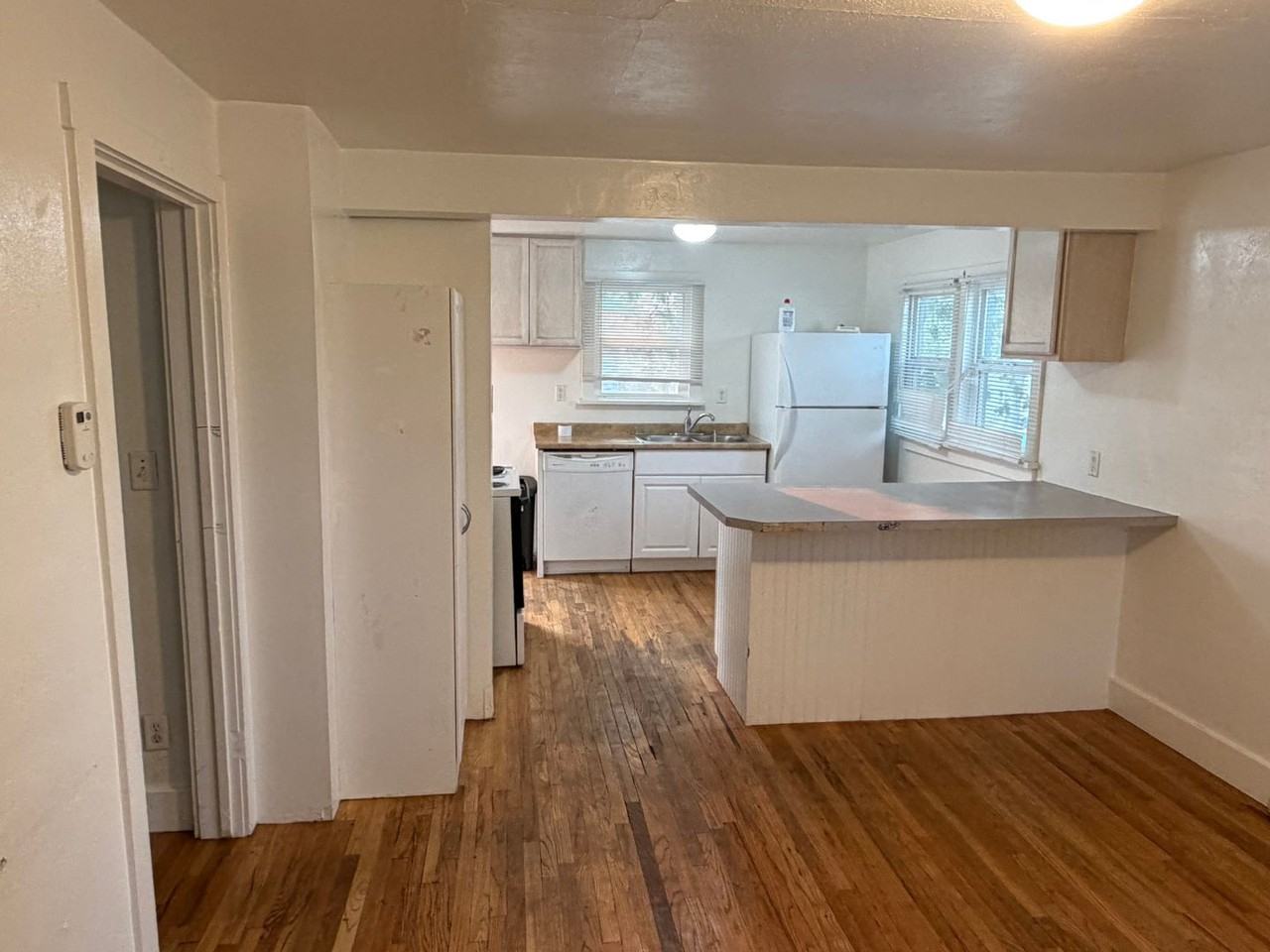 2044 10th Ave - Photo 3 of 3