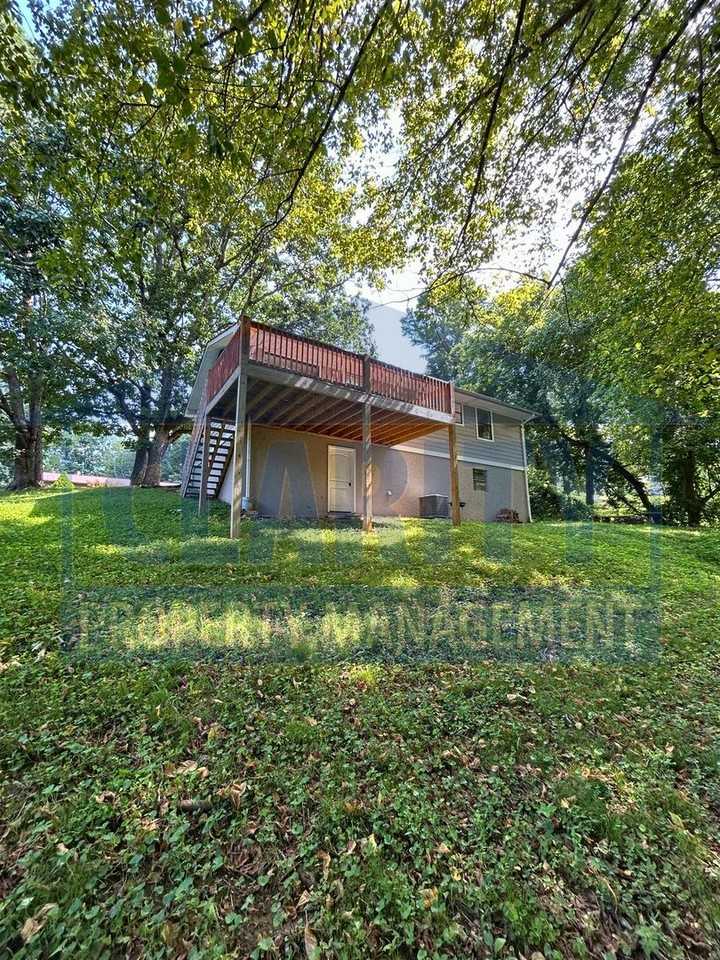 1970 Greendale Dr Ne - Photo 4 of 26