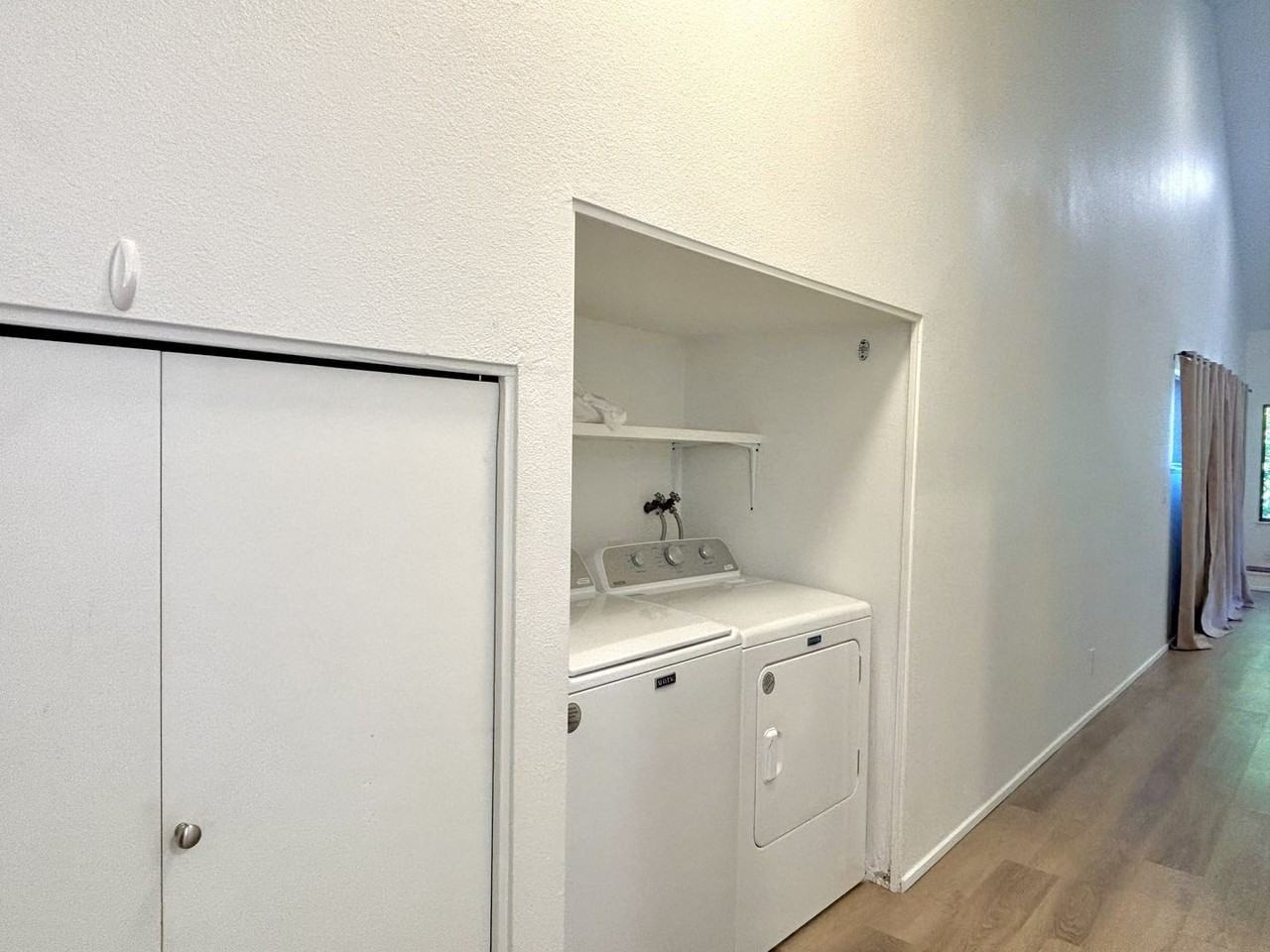 331 Se 146th Ave - Photo 2 of 19