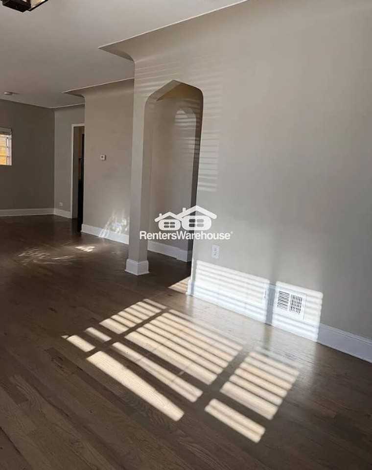 3315 E 31st Ave - Photo 5 of 27