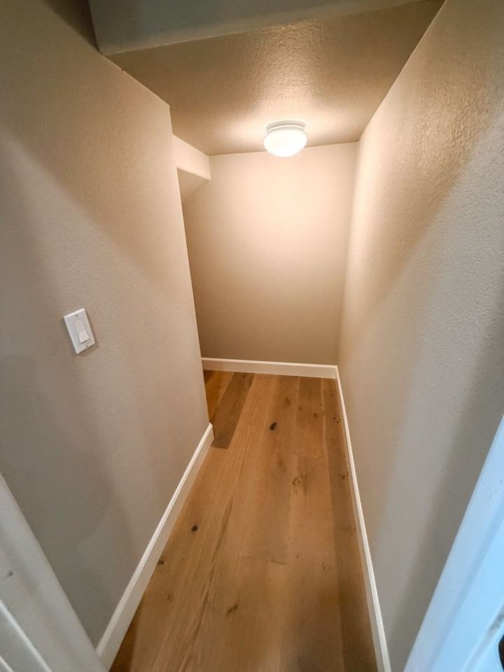 6238 Murdock Way - Photo 3 of 35