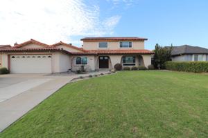 featured image of 565 Clubhouse Dr
