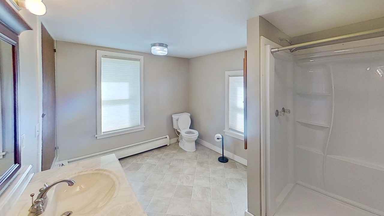 61 Berlin St - Photo 6 of 9