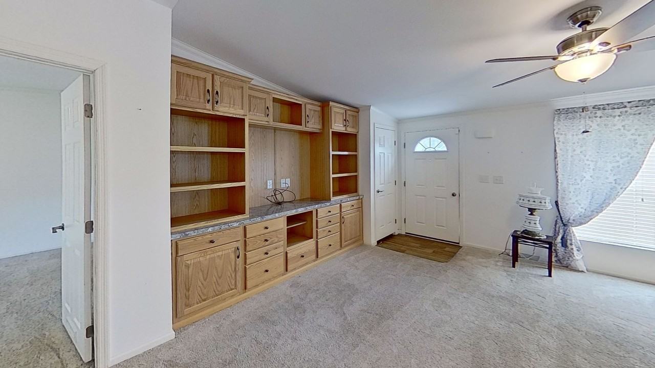 751 Natalie Ln - Photo 3 of 15