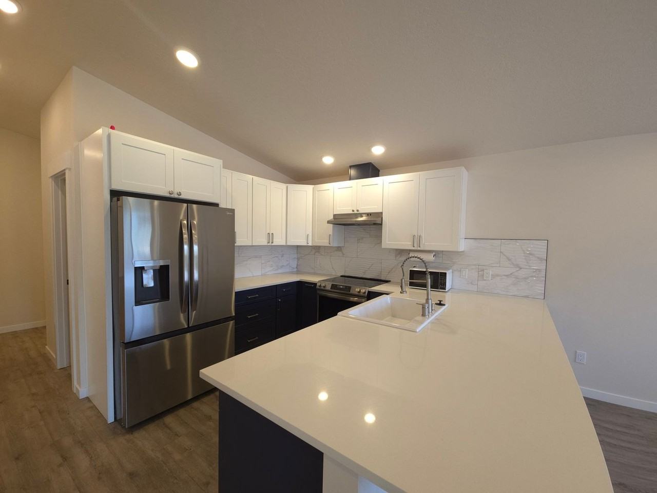 3835 Pinecreek Rd - Photo 6 of 24