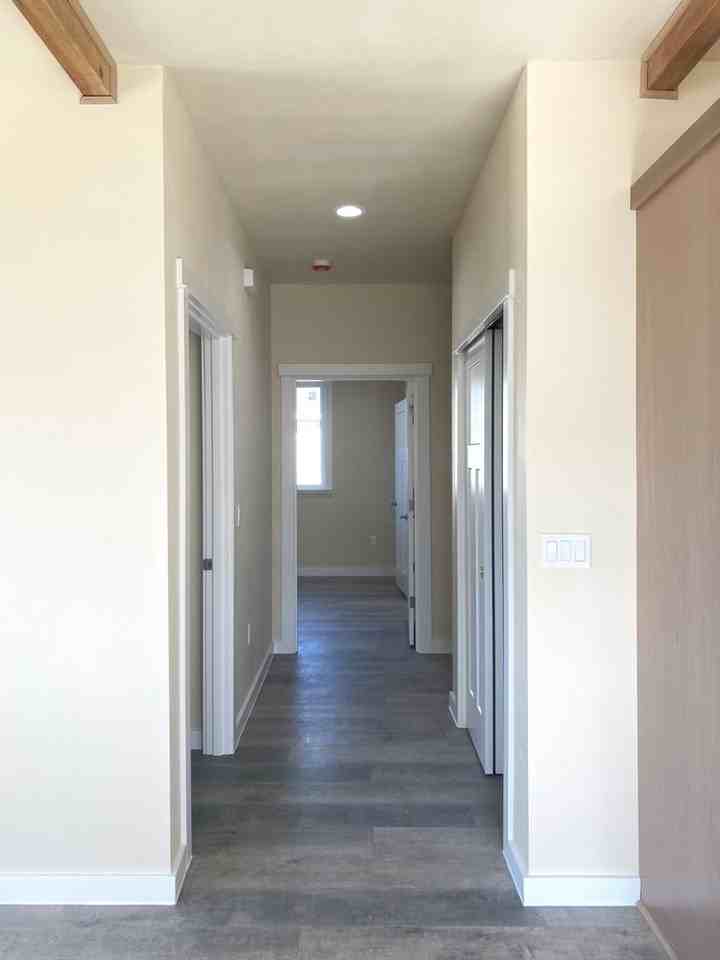 332 Lolly Ln - Photo 5 of 19