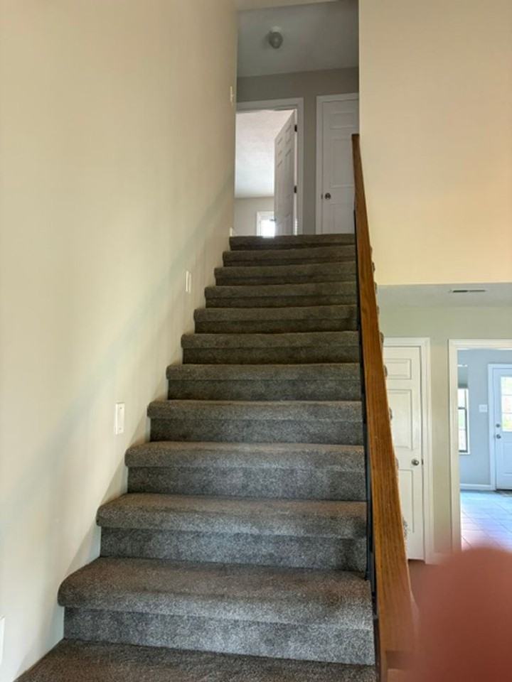 218 S Magnolia St - Photo 5 of 12