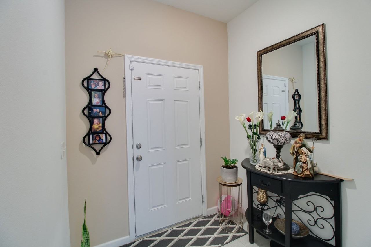 8732 Sportsman Loop - Photo 2 of 21