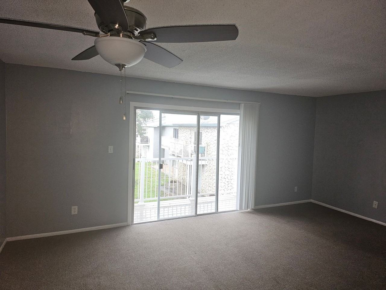 3065 George Mason Ave #E4B - Photo 5 of 12