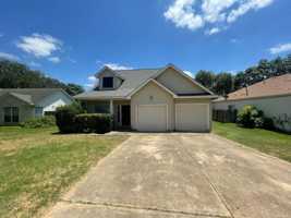 featured image of 2023 Lisa Ln