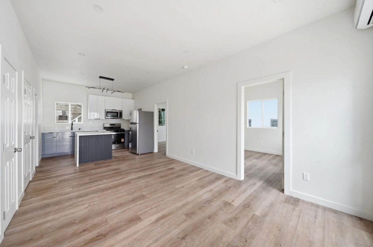 Koreatown Apartments - Photo 5 of 18