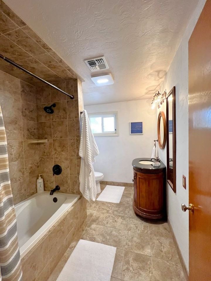 307 Del Norte Ln - Photo 7 of 28