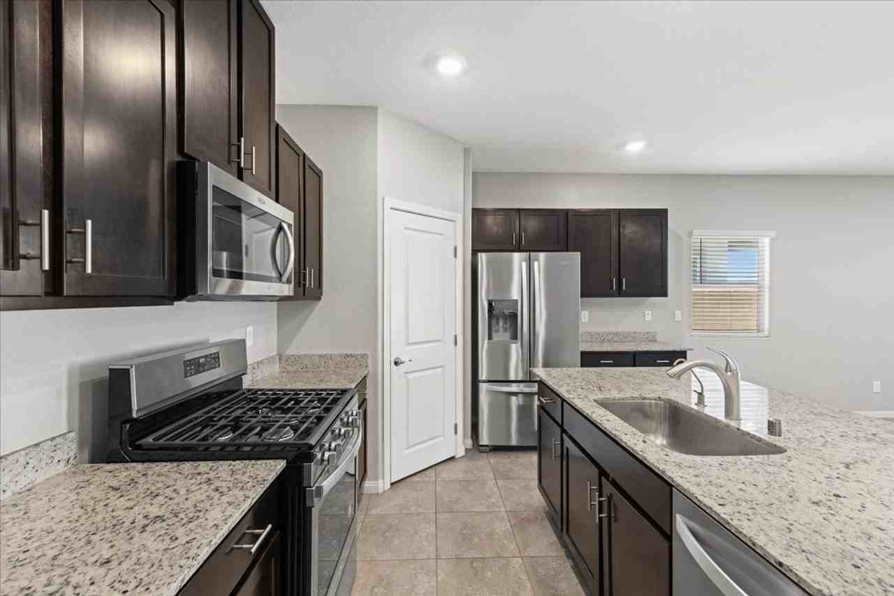 4414 Meline Ave - Photo 5 of 23