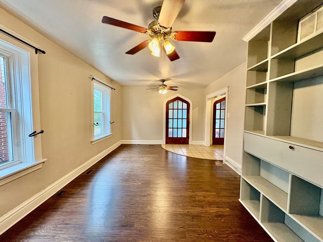 1912 Mccausland Ave - Photo 5 of 27