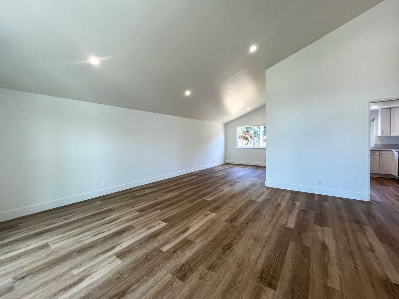 5281 Tattershall Ave - Photo 6 of 40