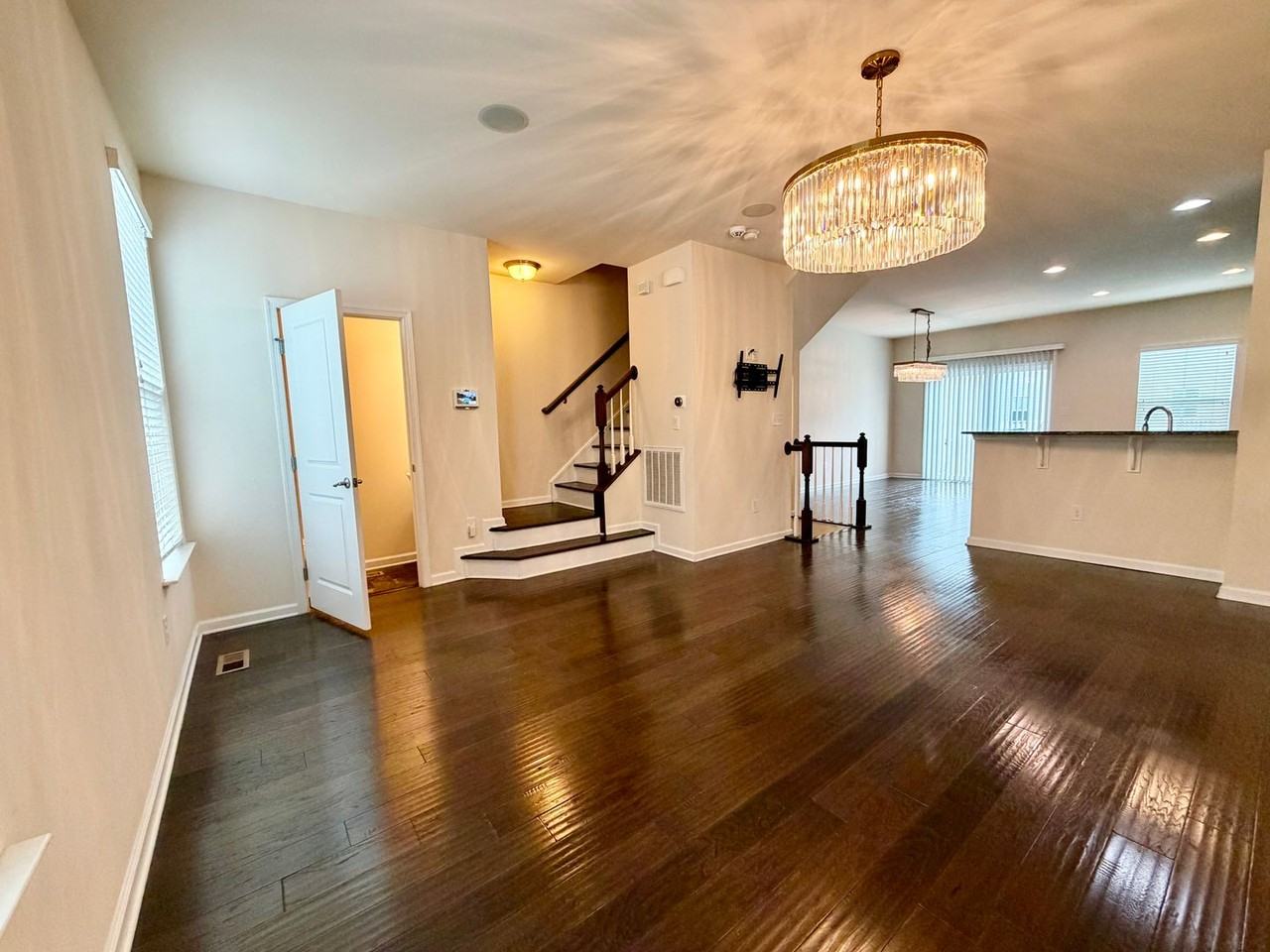 602 Consolvo Pl - Photo 4 of 22