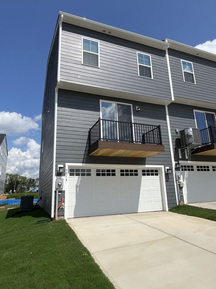 5013 5013 Griers Hill Drive - Photo 2 of 30