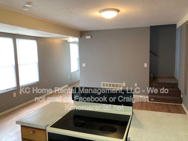 1003 S Hocker Ave - Photo 7 of 23