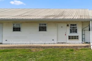 featured image of 308 Thompsonville Ln #805