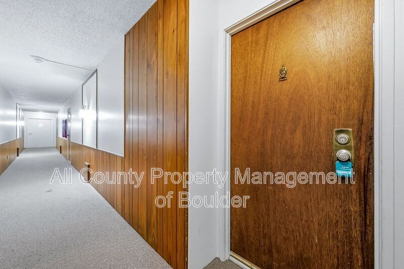 600 Manhattan Dr #13A - Photo 3 of 22