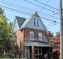 featured image of 106 N 9th St #2