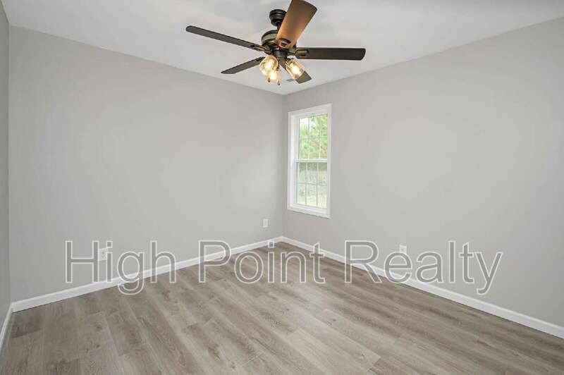 85 Smith Glen Dr - Photo 5 of 49