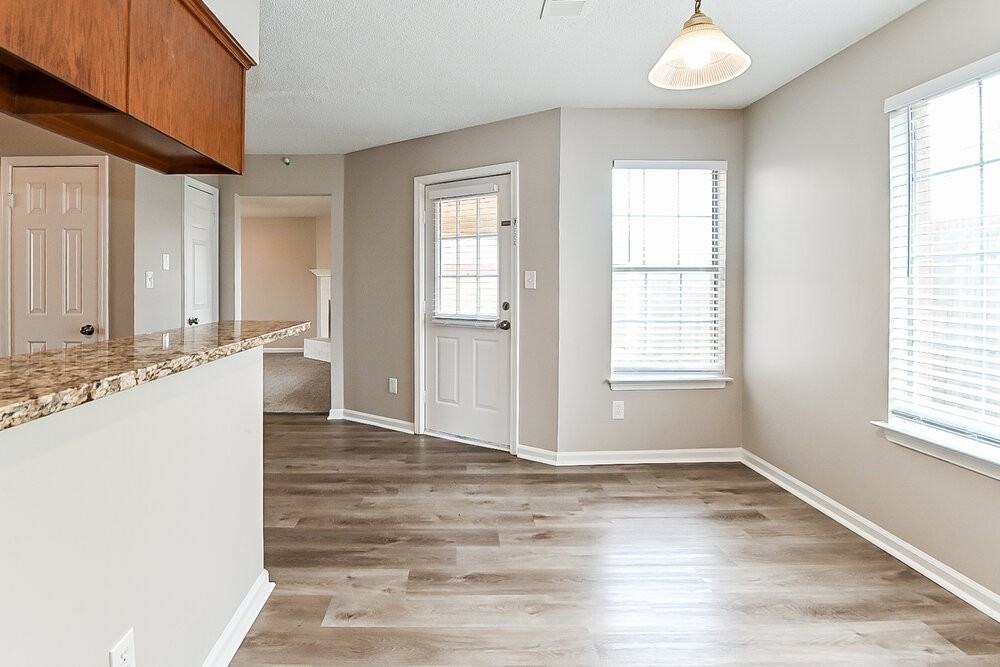 7708 Baysweet Dr - Photo 6 of 17