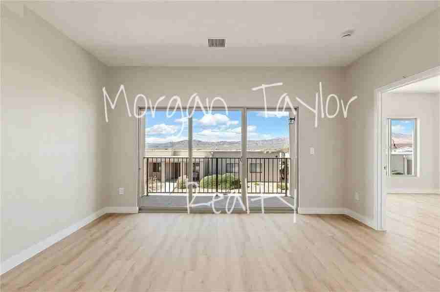 3360 W Landon Dr - Photo 3 of 27