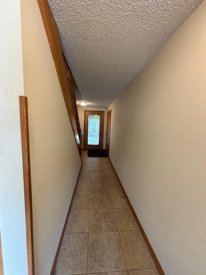 3200 W 22nd St - Photo 4 of 20