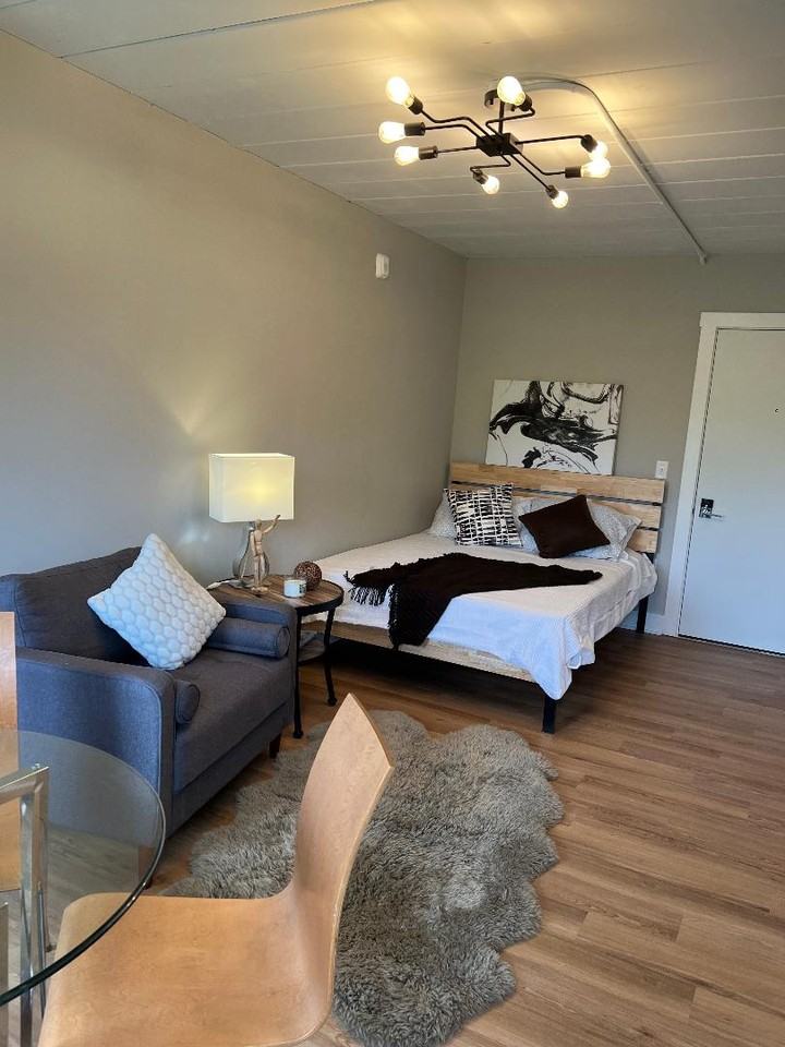 1640 East Mound Street - Photo 2 of 19