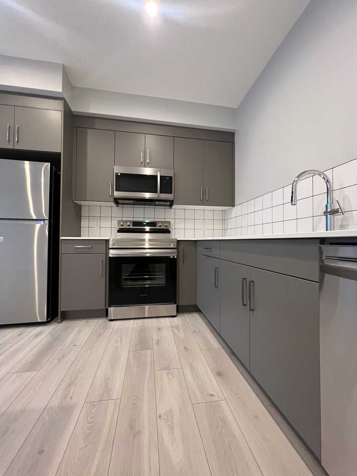 1304 Rutherford Rd Sw - Photo 4 of 12