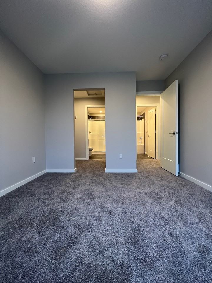 1304 Rutherford Rd Sw - Photo 6 of 12