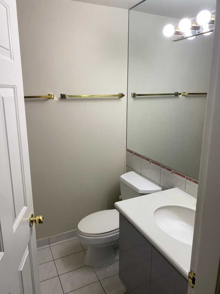 909 Burrard St - Photo 5 of 13