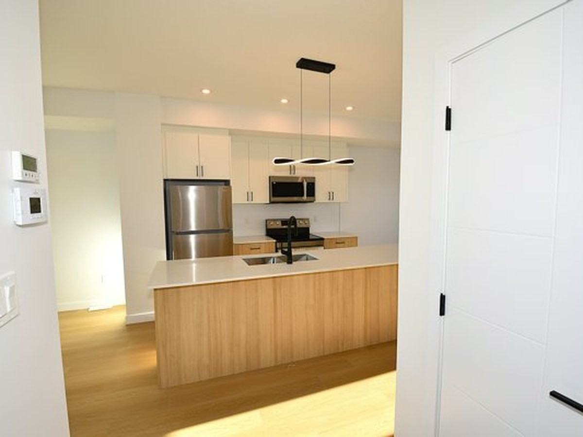 15864 28 Ave Sw - Photo 6 of 42