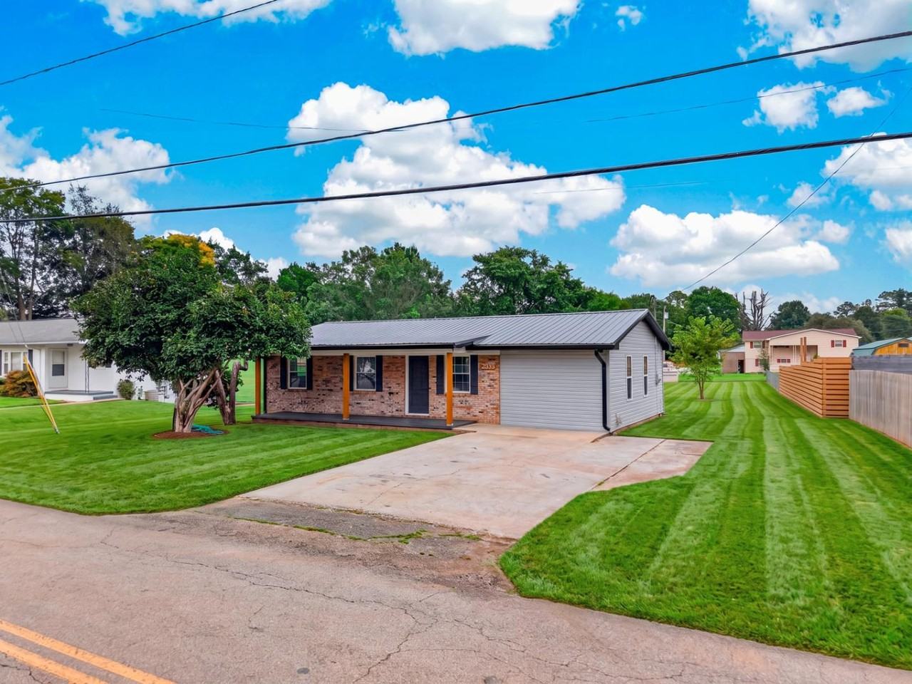 2839 Black Oak Rd - Photo 2 of 50