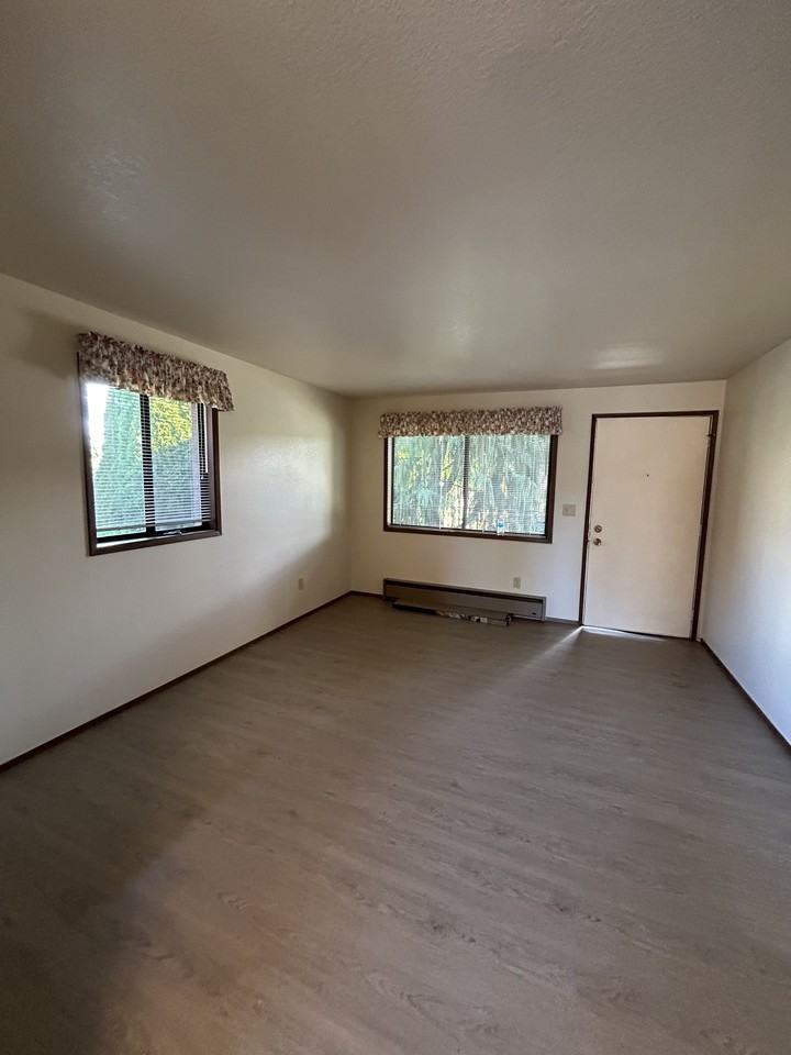331 14th St #331-14th - Photo 4 of 13