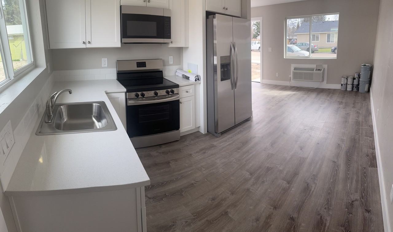311 E Idaho St #311 - Photo 2 of 4