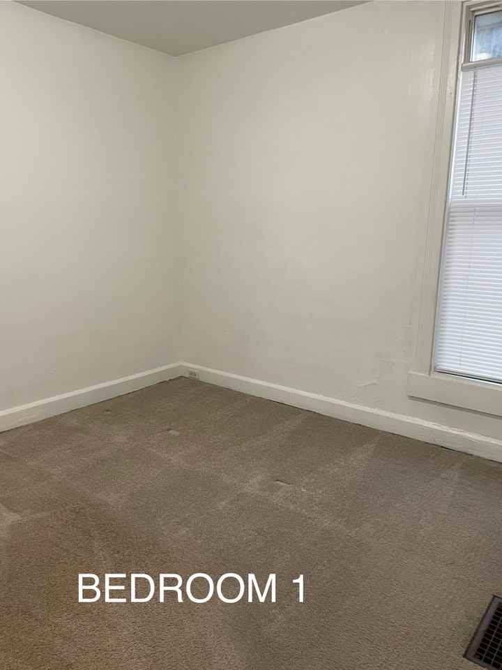 1311 Fletcher St #1 - Photo 6 of 19