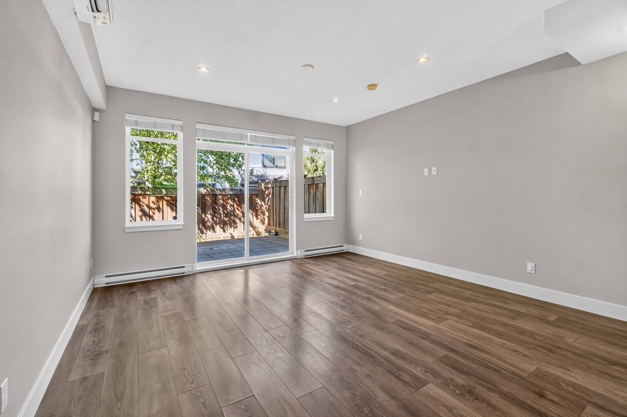 5048 Savile Row #D270 - Photo 4 of 28