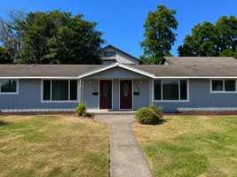 featured image of 506 E Elma Ave #506