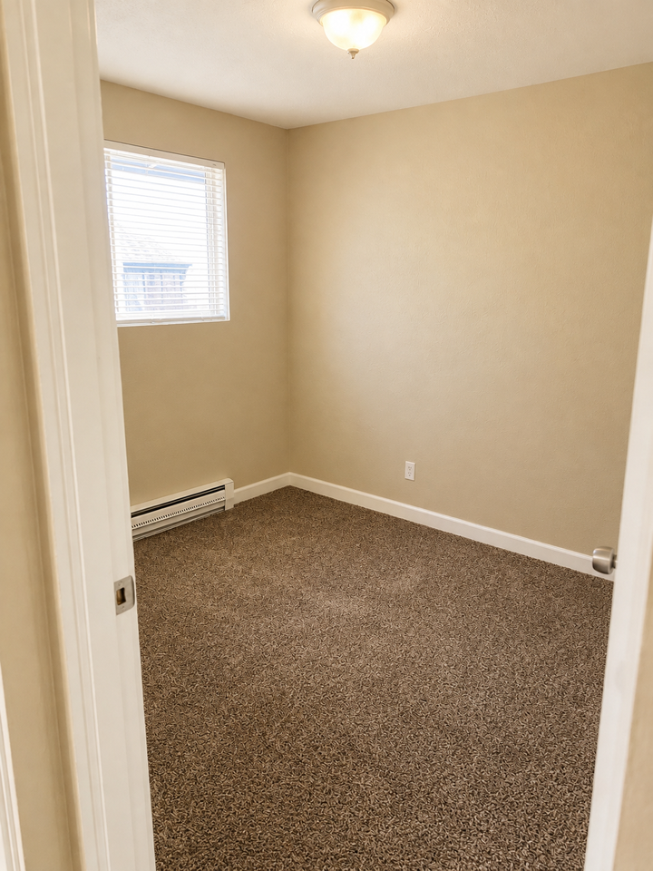 506 E Elma Ave #506 - Photo 3 of 7