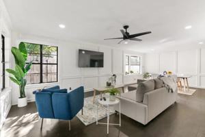 featured image of 7009 Whispering Oaks Dr #1