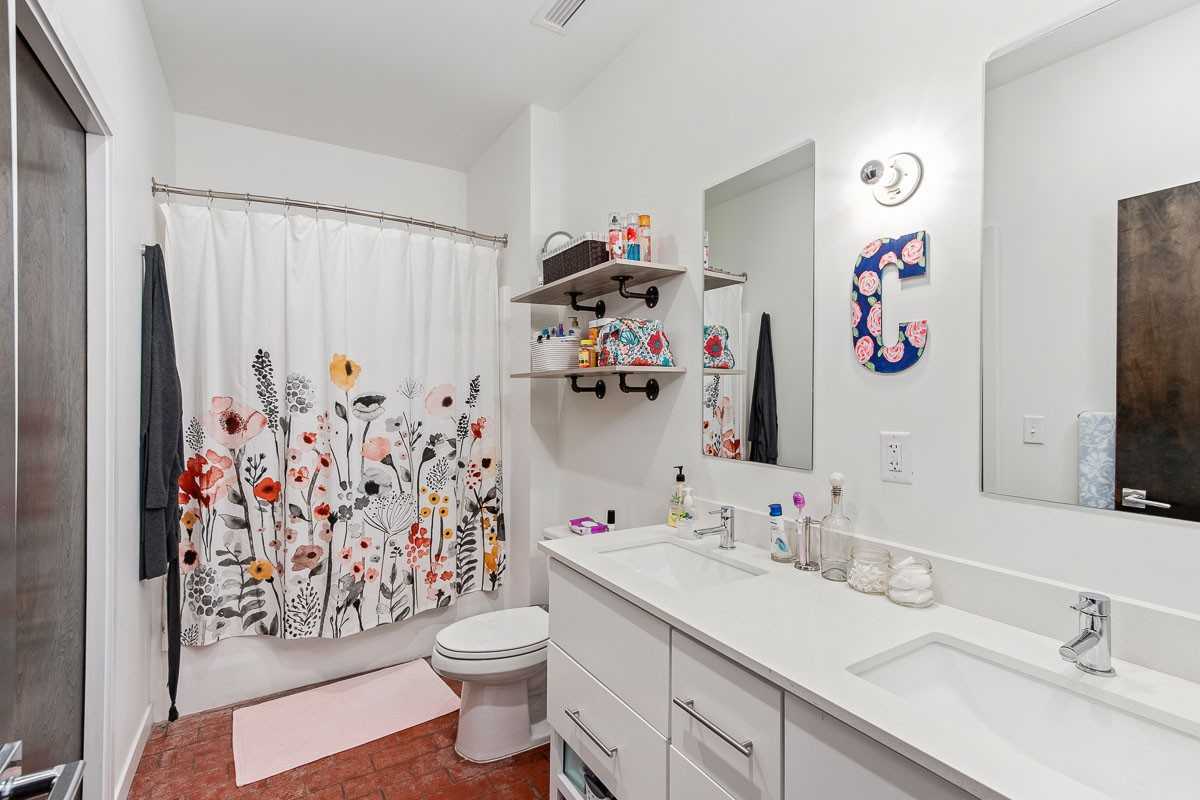 1108 E 30th St111 #111 - Photo 7 of 25