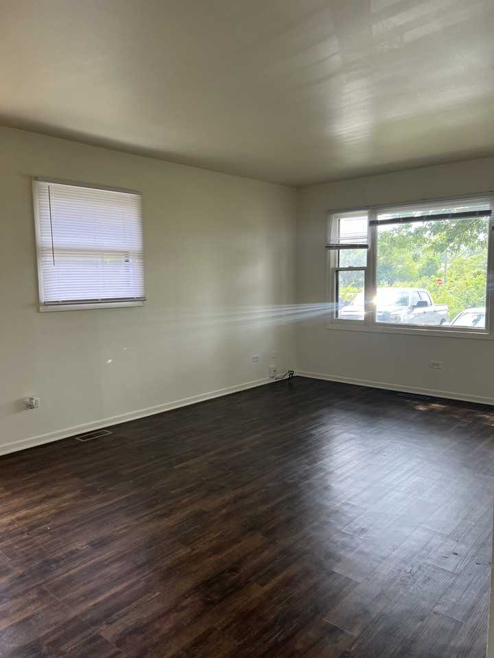 1832 Joppa Ave #1 - Photo 2 of 6