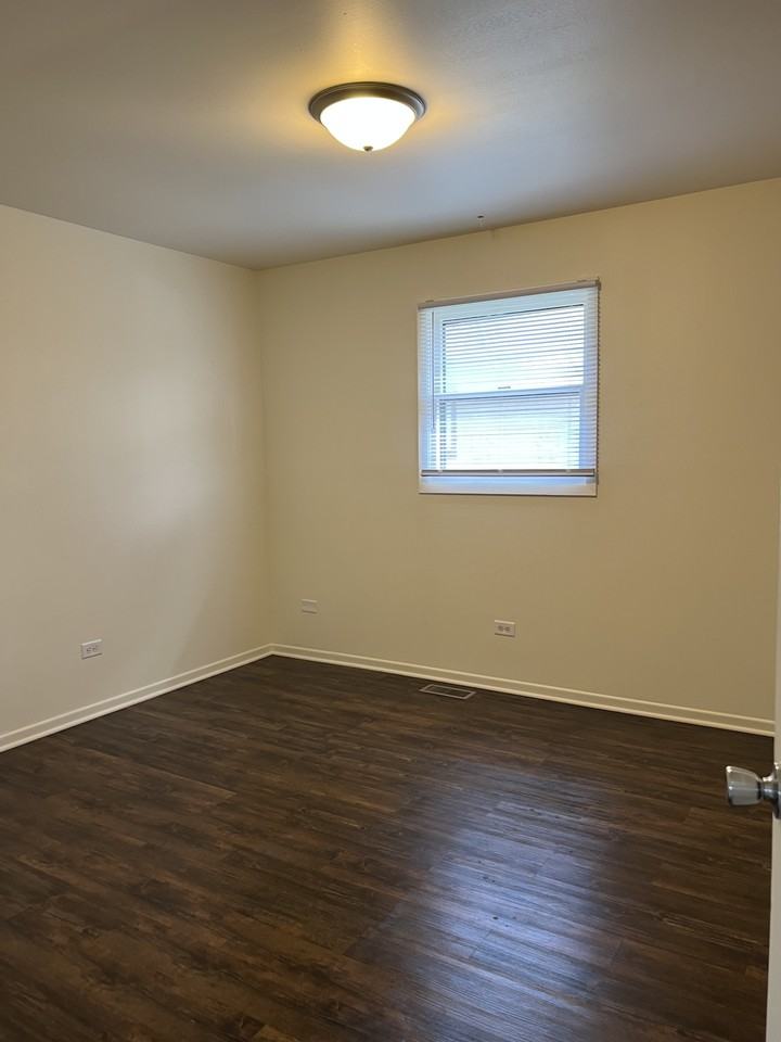 1832 Joppa Ave #1 - Photo 6 of 6