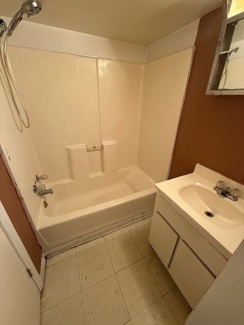 1421 Augusta St #1 - Photo 5 of 13